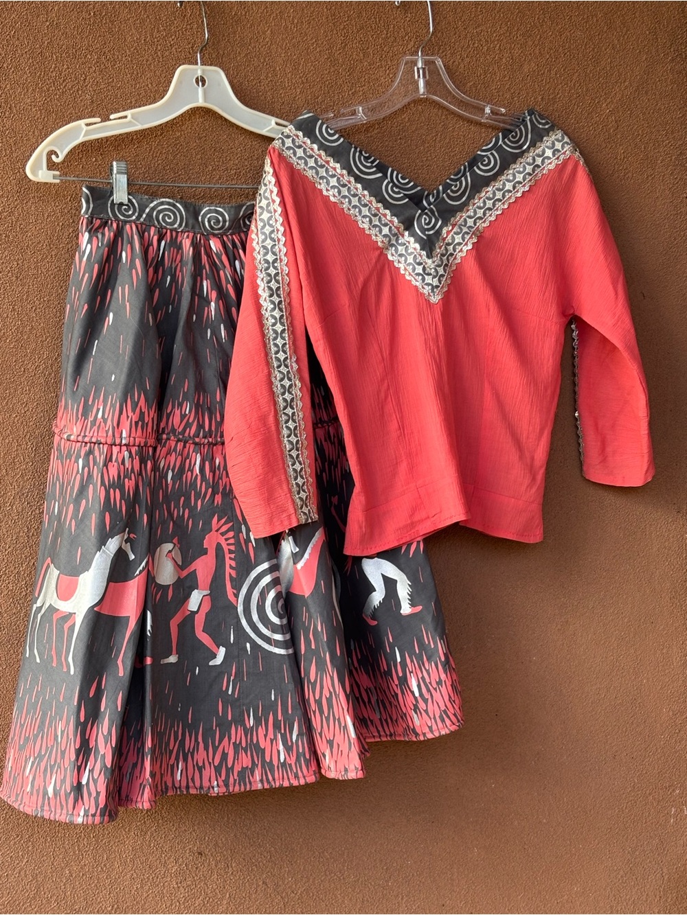 Two-Piece Coral Red and Charcoal Santa Fe Fiesta Set